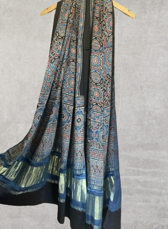 Modal silk Dupatta - PAR560