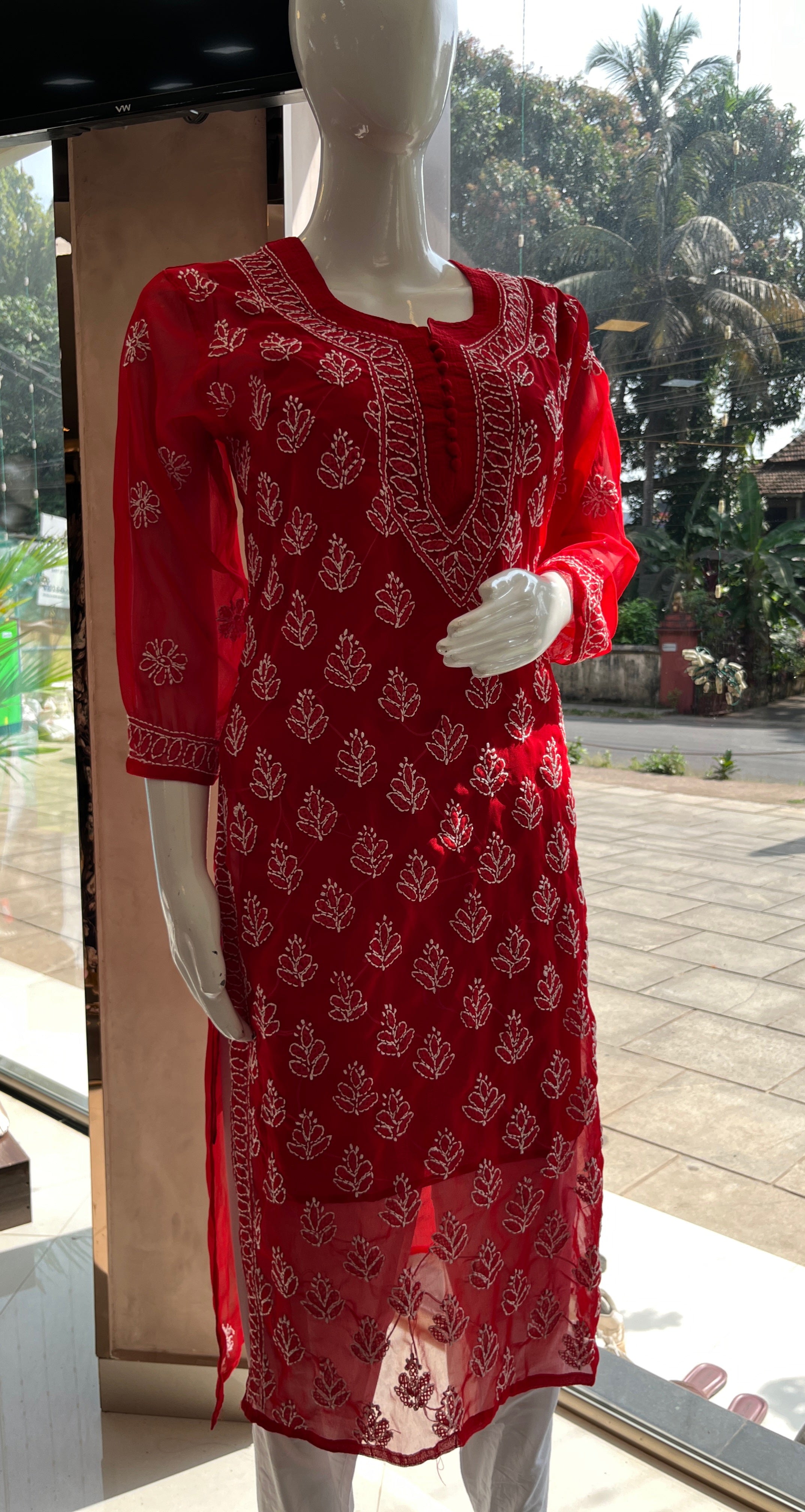 Chikkankari Kurta