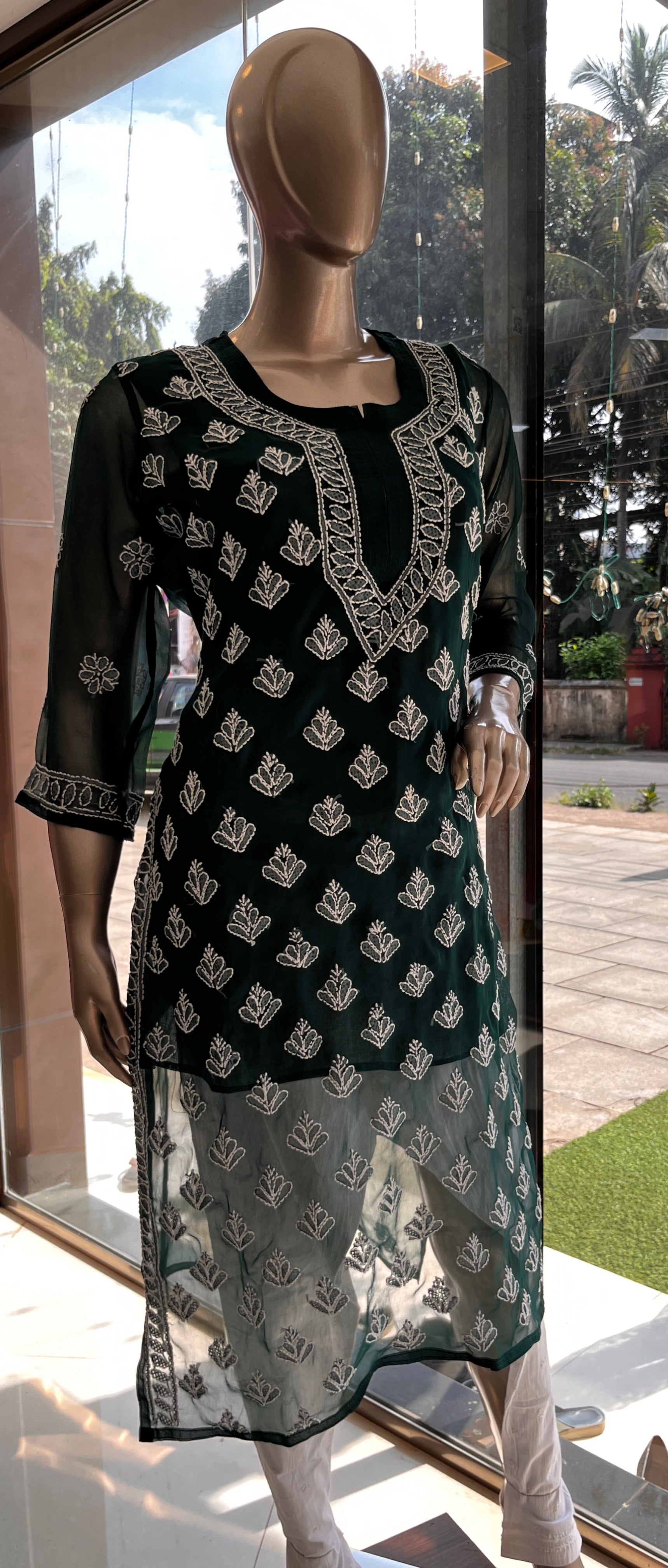 Chikkankari Kurta