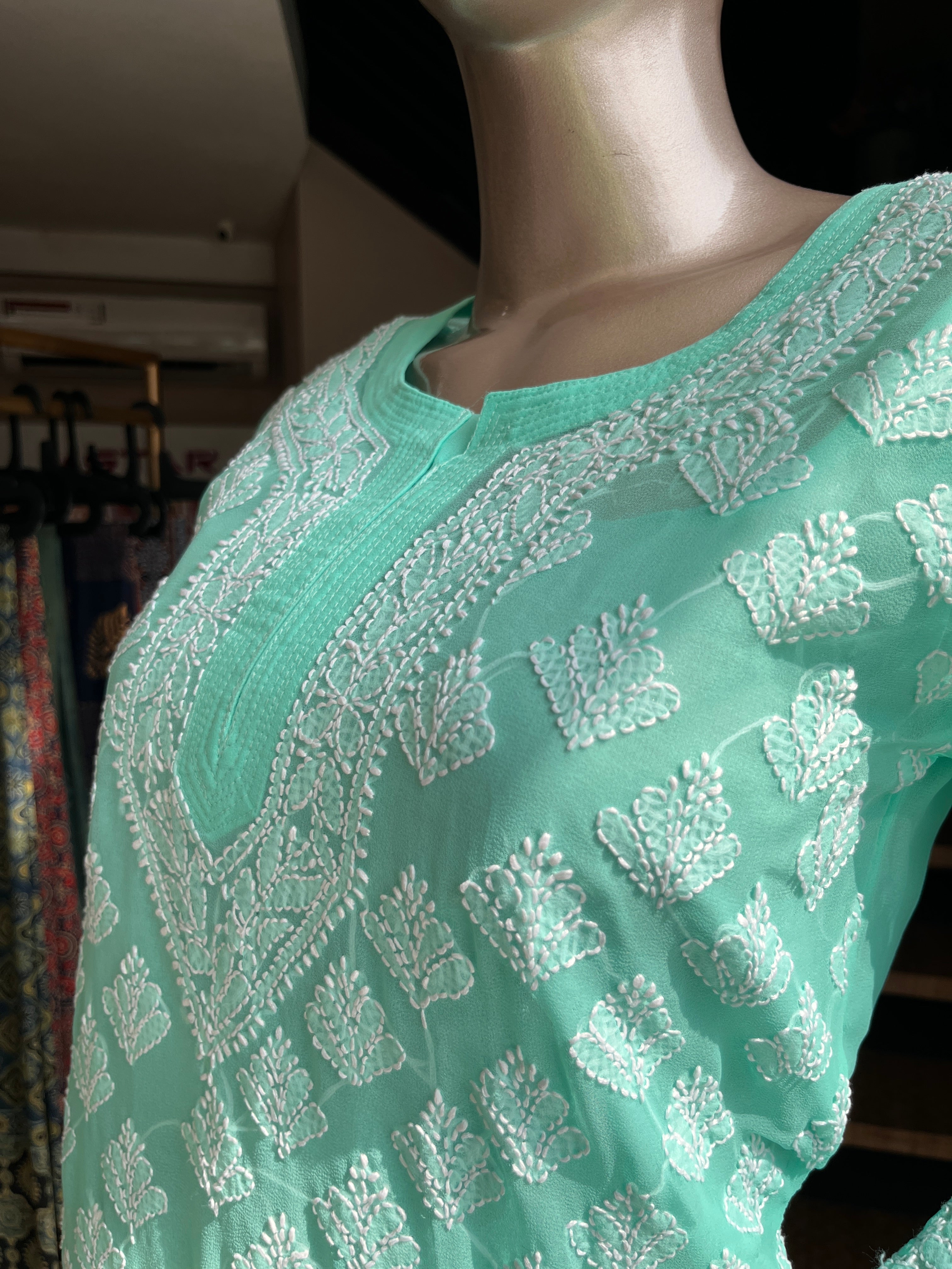 Chikkankari Kurta