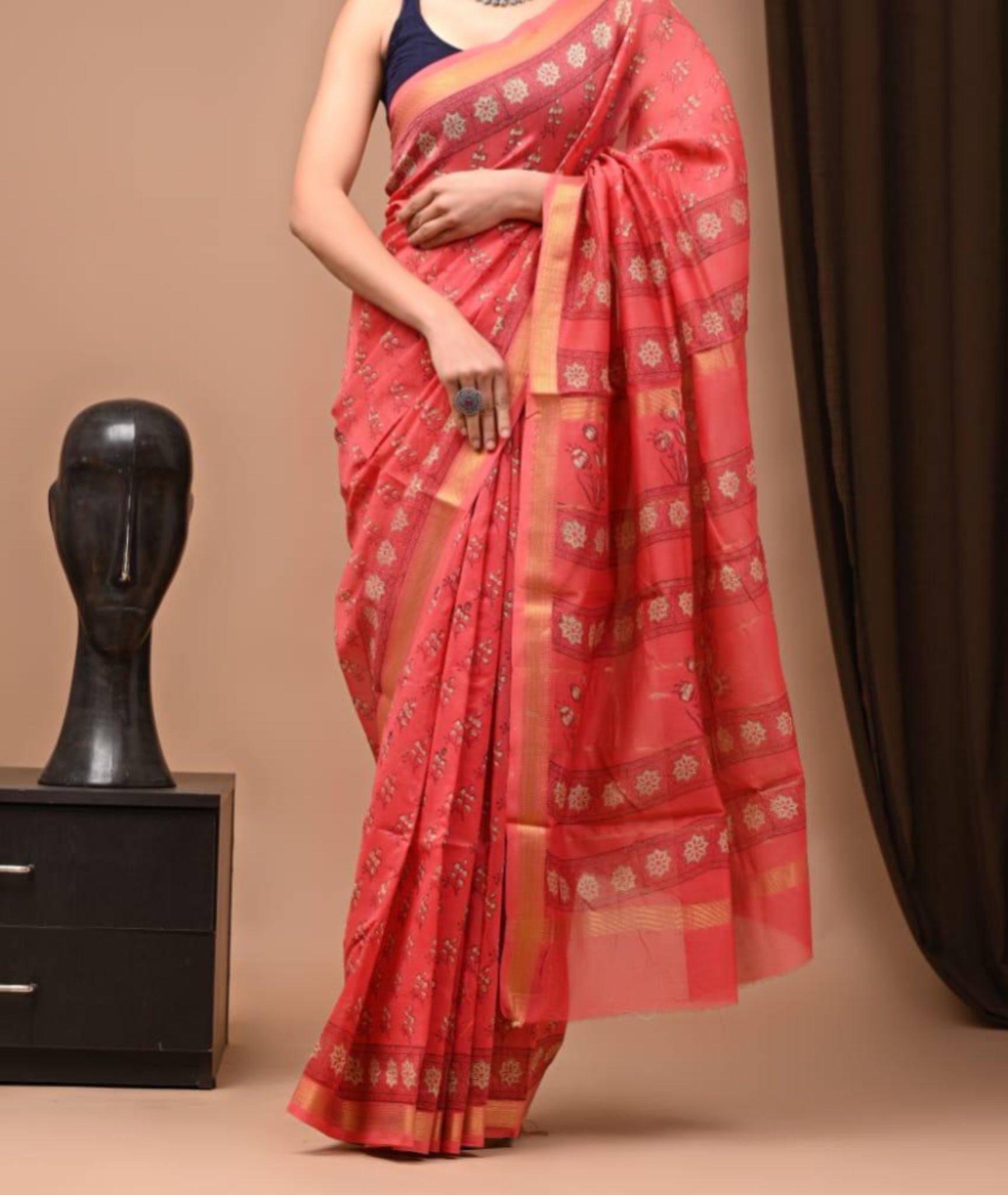 SAREE