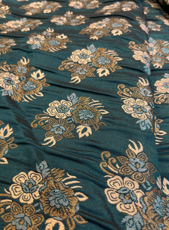 Banarassi Brocade - UT889