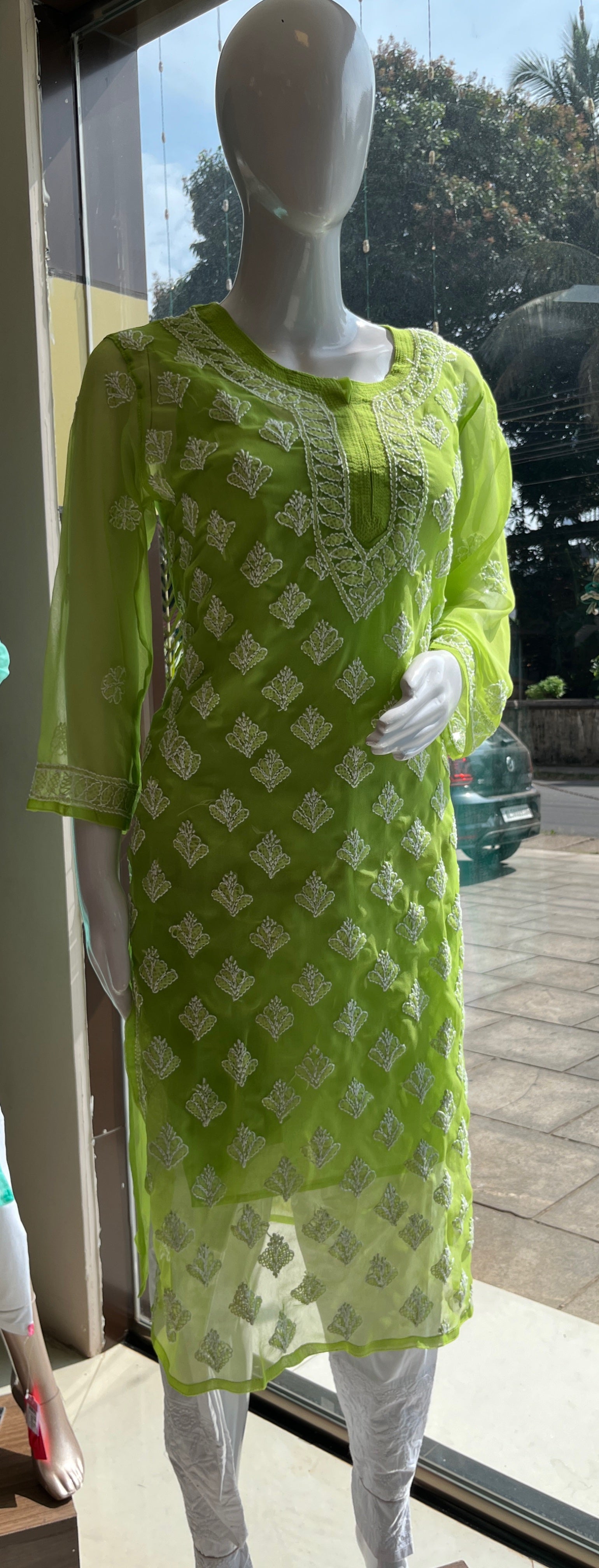 Chikkankari Kurta