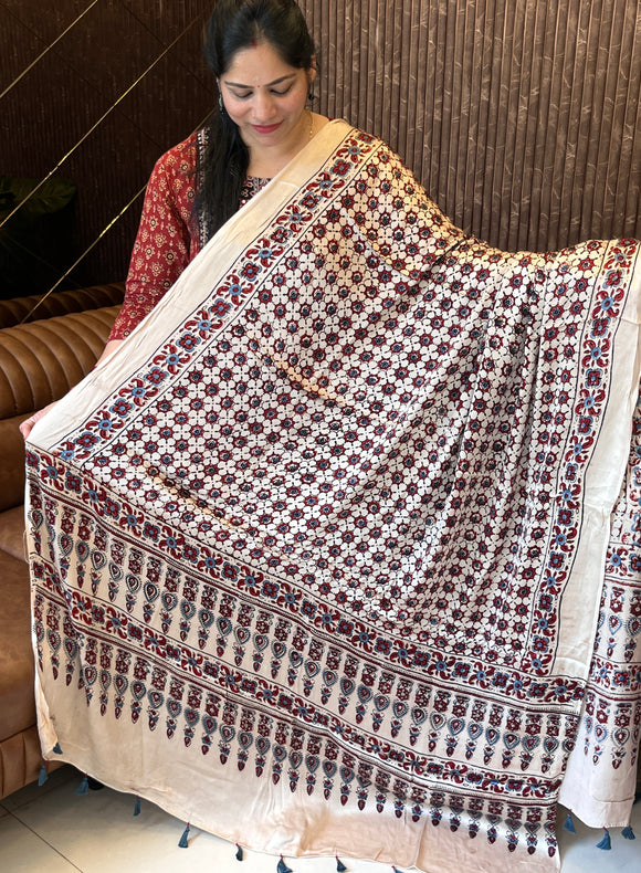 Modal silk dupatta