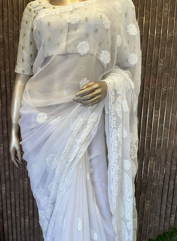 Lucknowi Chikankari Saree - PRV28